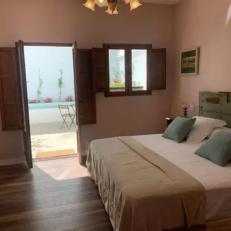 Bed & Breakfast Patios Del Agua *
