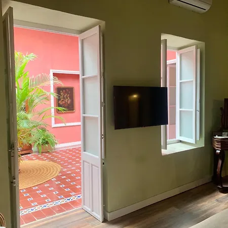 Patios Del Agua